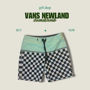 Vans Newland Checkered Boardshorts Size 30 Black & White With Mint Green